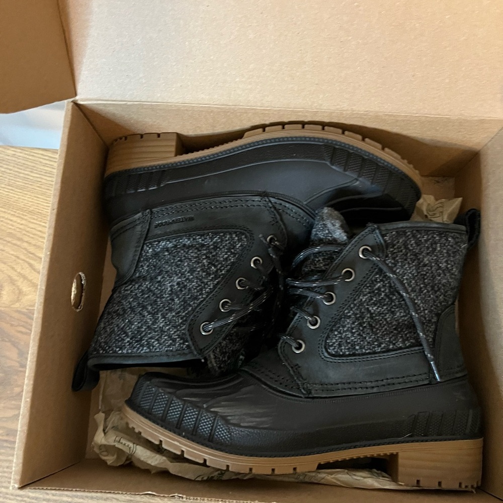 Kamik Sienna Mid Black Boots